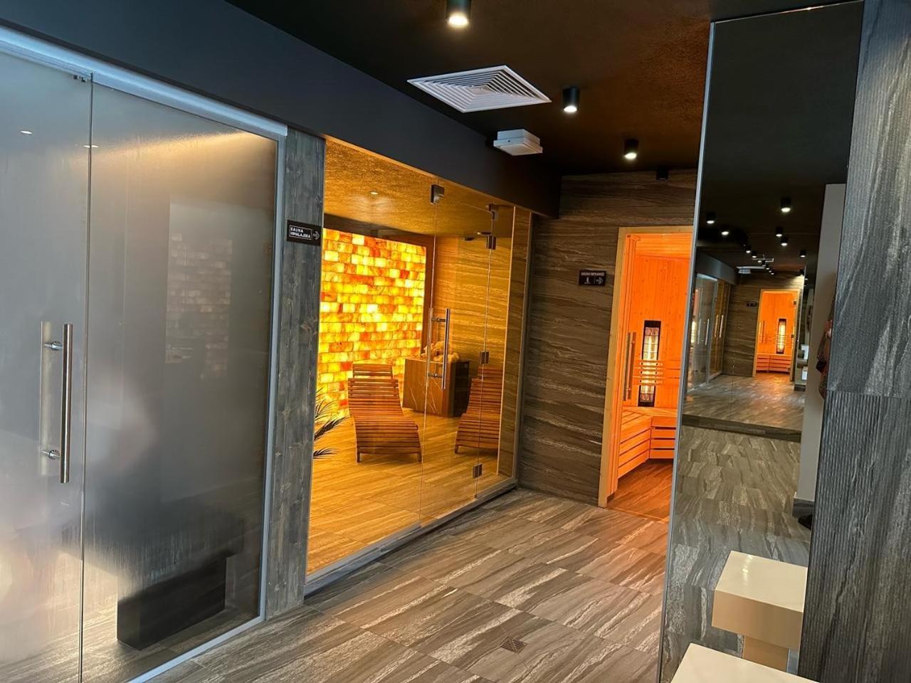Baltic Comfort Spa Apartment With Free Pool, Saunas & Fitness - Kasprowicza 20 Kołobrzeg Exterior foto
